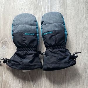 DaKine kids mittens